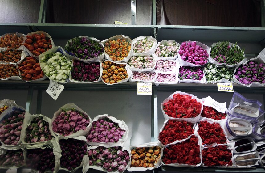 Мужчины готовятся поздравить своих любимых с 8 марта 18 фото