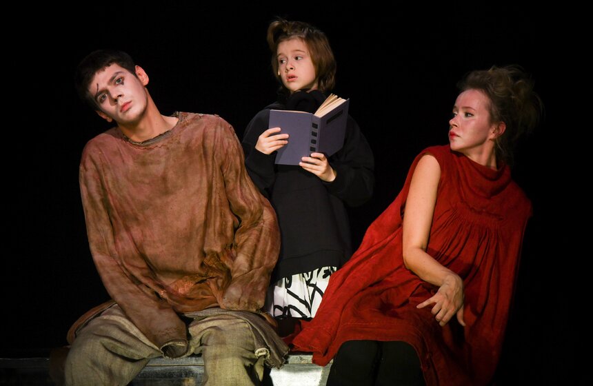 В Театре Вахтангова состоялась первая премьера 103-го сезона 10 фото