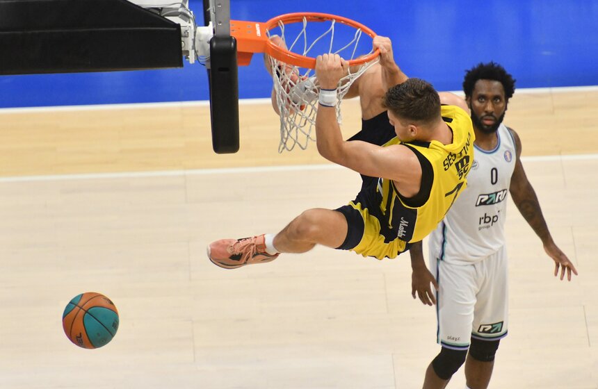 Турецкий "Фенербахче" занял третье место в Суперкубке Единой лиги ВТБ 17 фото