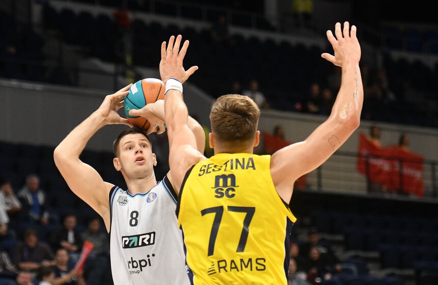 Турецкий "Фенербахче" занял третье место в Суперкубке Единой лиги ВТБ 6 фото