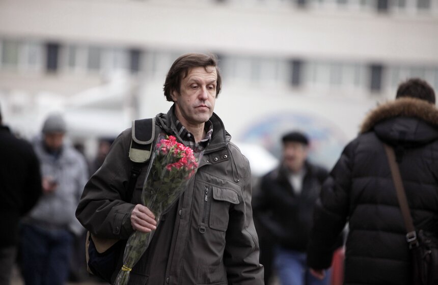 Мужчины готовятся поздравить своих любимых с 8 марта 21 фото