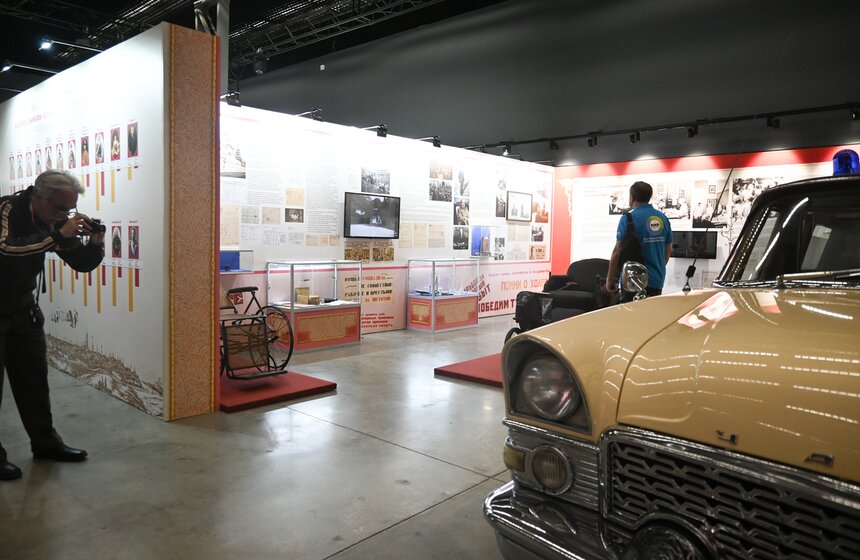 Выставка об истории медицины открылась в Музее Гаража на ВДНХ 4 фото