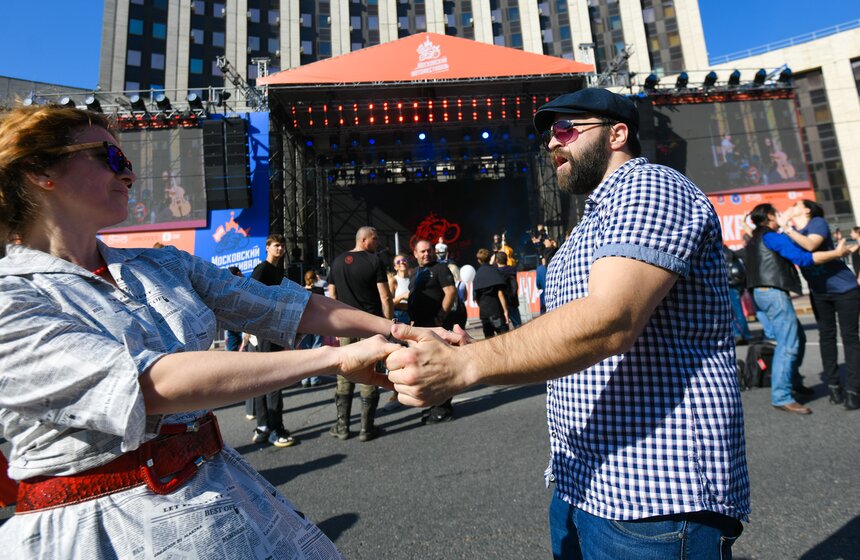 В Москве прошел мотофестиваль, посвященный закрытию сезона 13 фото