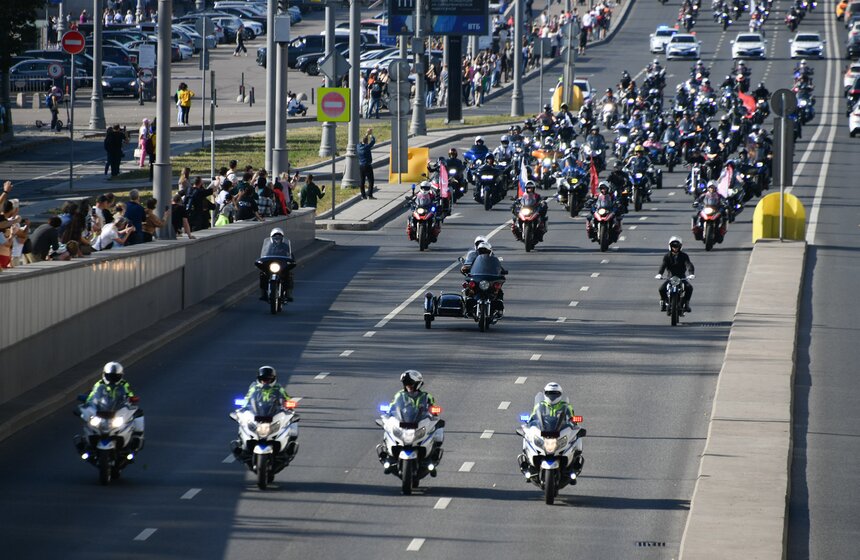В Москве прошел мотофестиваль, посвященный закрытию сезона 23 фото