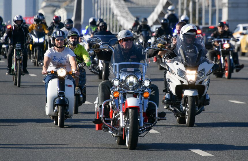 В Москве прошел мотофестиваль, посвященный закрытию сезона 32 фото