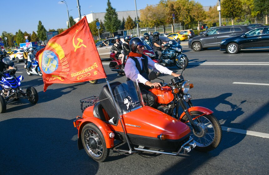 В Москве прошел мотофестиваль, посвященный закрытию сезона 31 фото