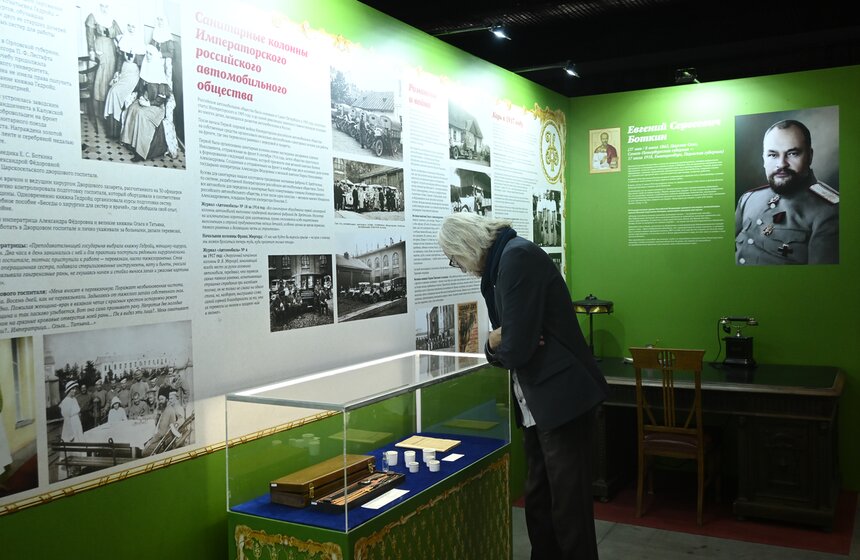 Выставка об истории медицины открылась в Музее Гаража на ВДНХ 6 фото