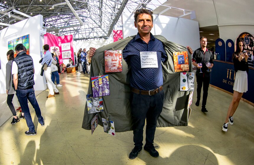 Ярмарка современного искусства Cosmoscow проходит в Экспоцентре 14 фото