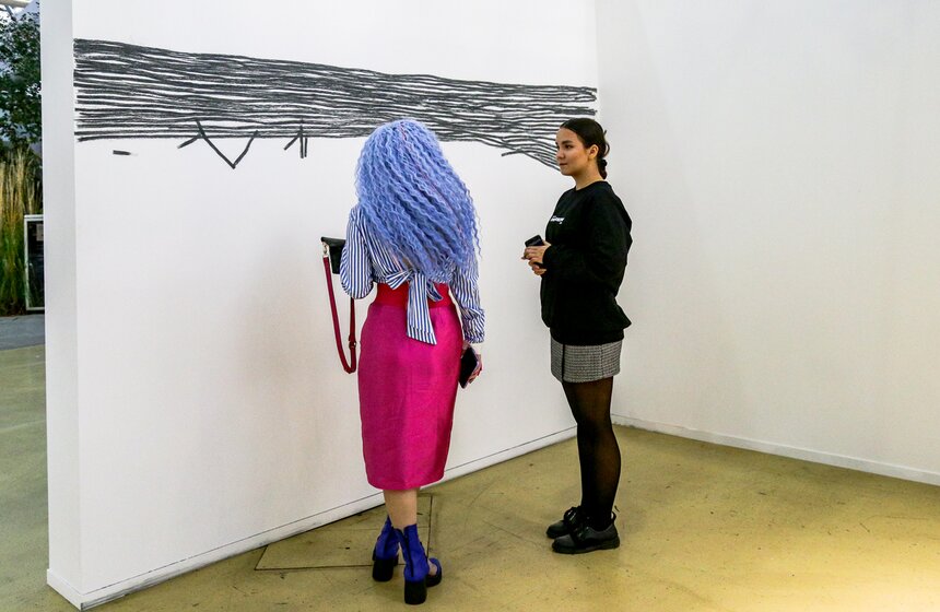 Ярмарка современного искусства Cosmoscow проходит в Экспоцентре 16 фото