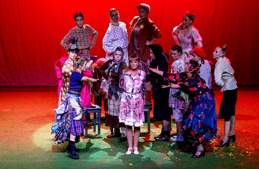 Спектакль Егора Дружинина "Всюду жизнь!" прошел в Доме музыки 16 фото