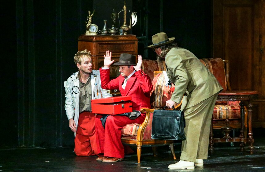 Театр Сатиры открыл 100-й сезон премьерой "Иван Васильевич" 7 фото