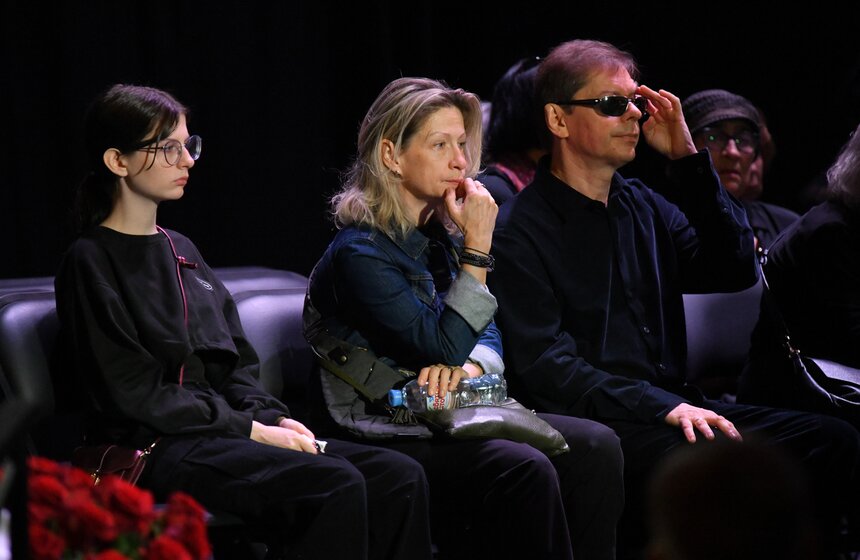 Прощание с народным артистом РФ Игорем Ясуловичем завершилось в столице 8 фото