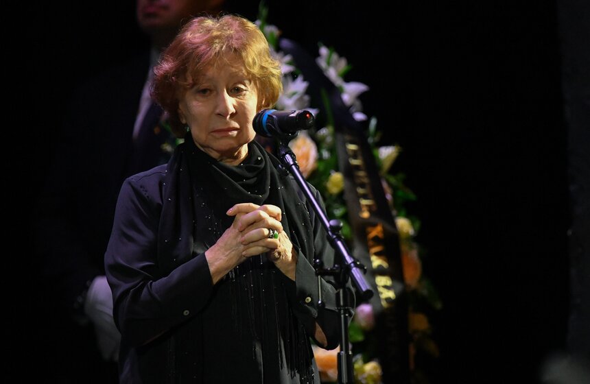 Прощание с народным артистом РФ Игорем Ясуловичем завершилось в столице 16 фото