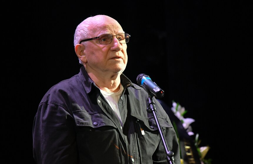 Прощание с народным артистом РФ Игорем Ясуловичем завершилось в столице 14 фото