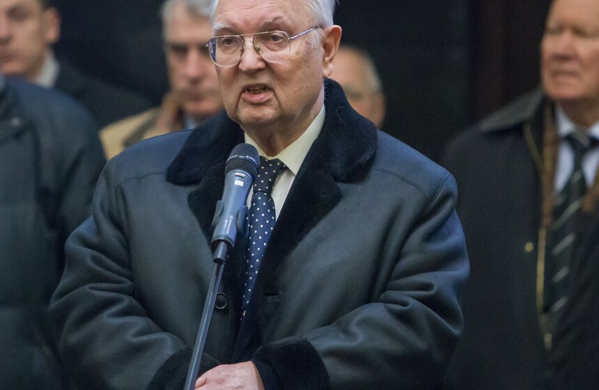 Авиаконструктора Ростислава Белякова проводили в последний путь 11 фото