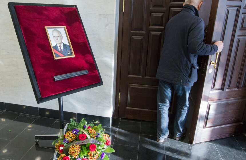 Авиаконструктора Ростислава Белякова проводили в последний путь 13 фото