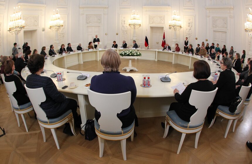 Знаки "Почетный реставратор города" впервые вручили в Москве 8 фото