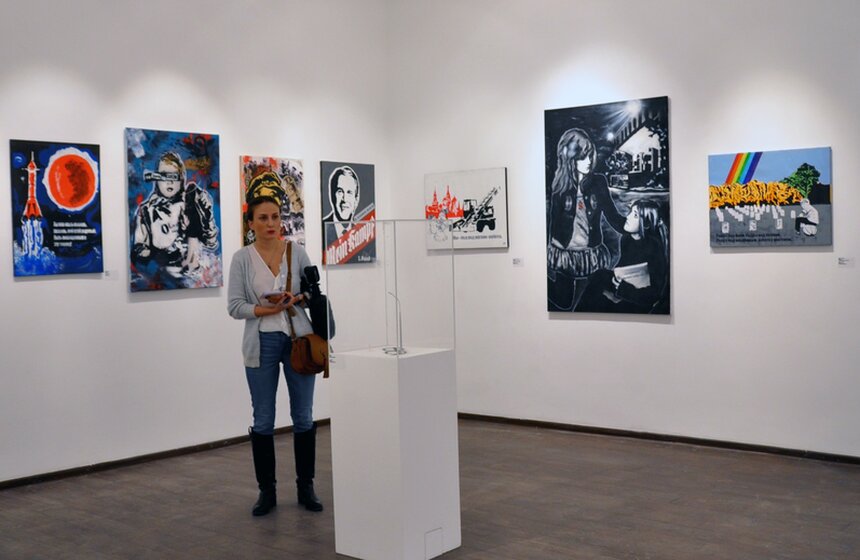 В ММСИ открылась выставка уличного художника "Паша 183" 2 фото