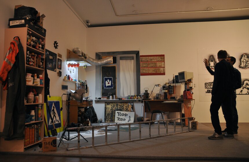 В ММСИ открылась выставка уличного художника "Паша 183" 6 фото