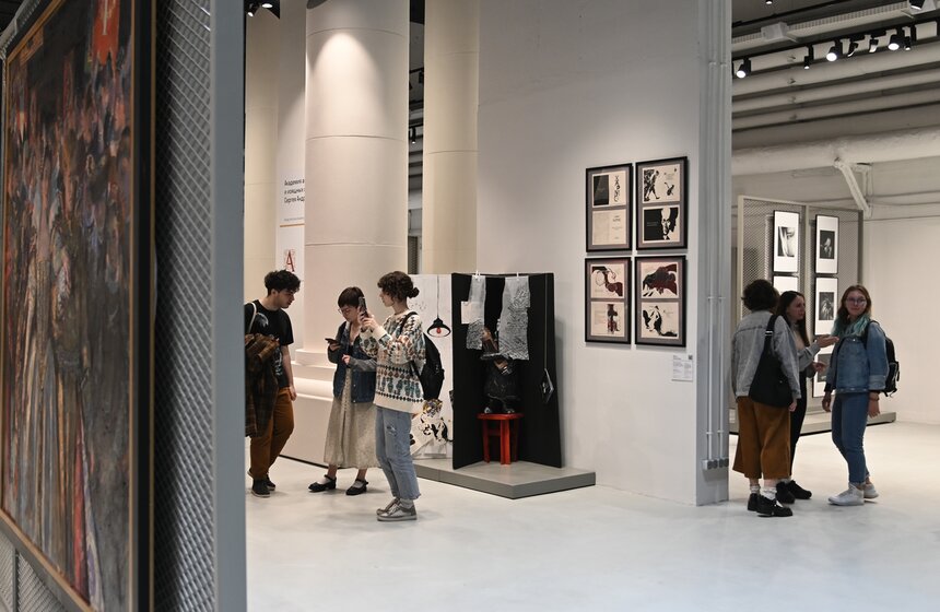 Выставочное пространство "Паркинг Галерея" открыли в "Зарядье" 5 фото