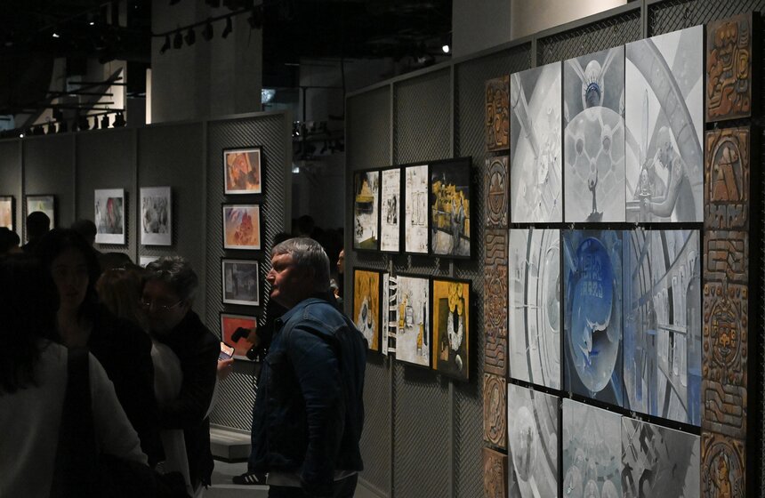 Выставочное пространство "Паркинг Галерея" открыли в "Зарядье" 14 фото