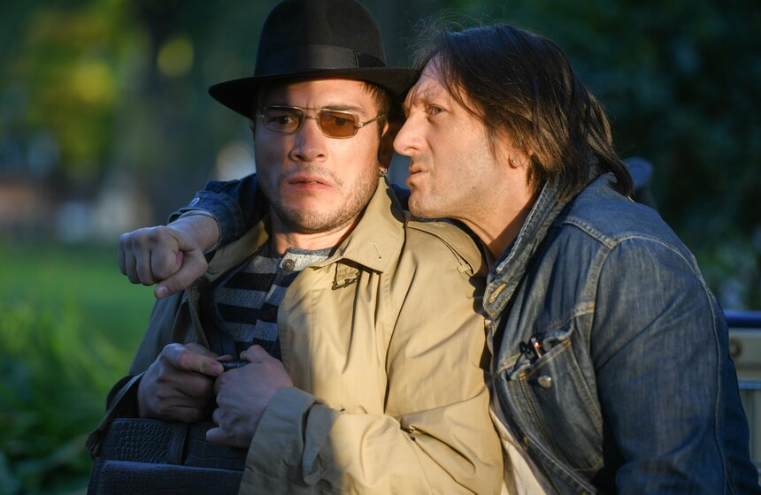 Спектакль "12 стульев" прошел на ВДНХ 4 фото