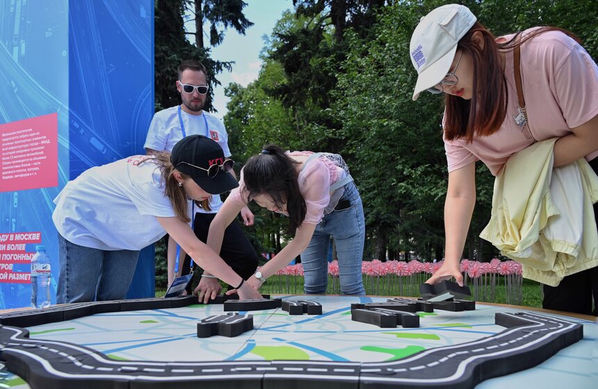 Более 30 тематических пространств создали на Московском урбанистическом форуме 23 фото