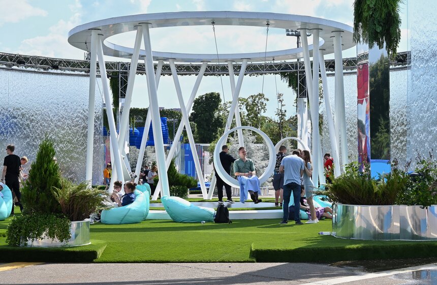 Более 30 тематических пространств создали на Московском урбанистическом форуме 7 фото