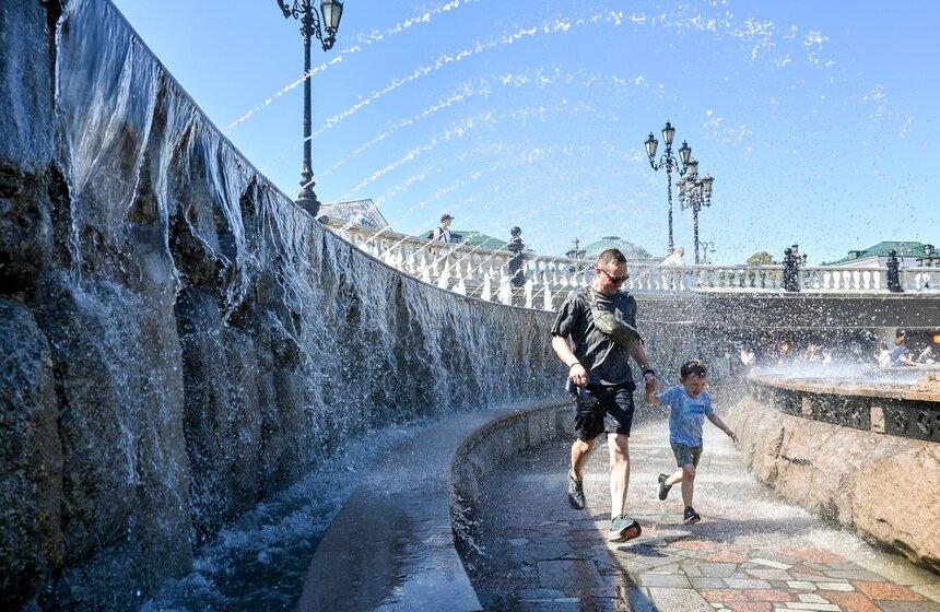 Аномальная жара завершилась в Москве 14 фото