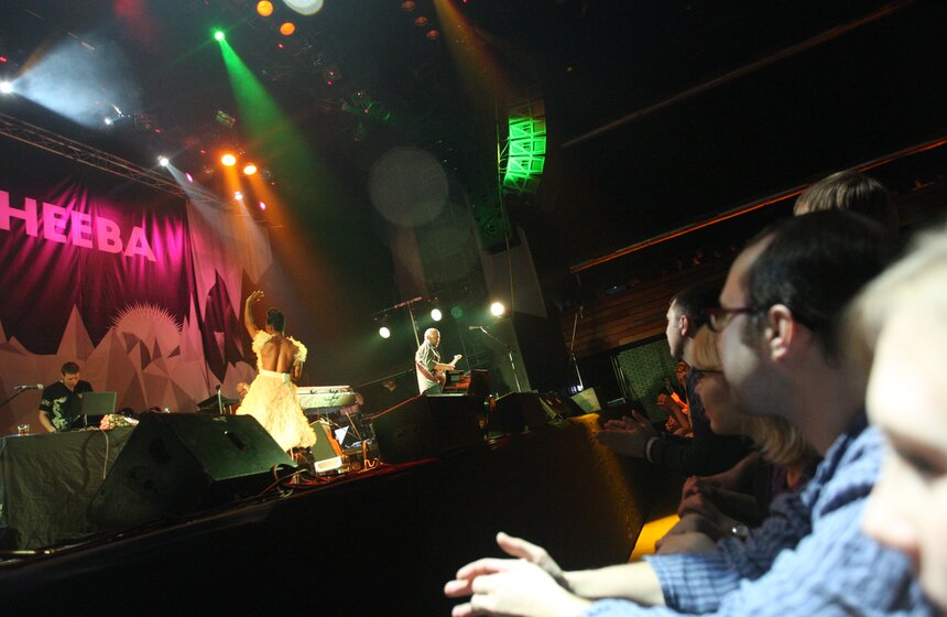 Группа Morcheeba презентовала новый альбом в ГлавClub 12 фото