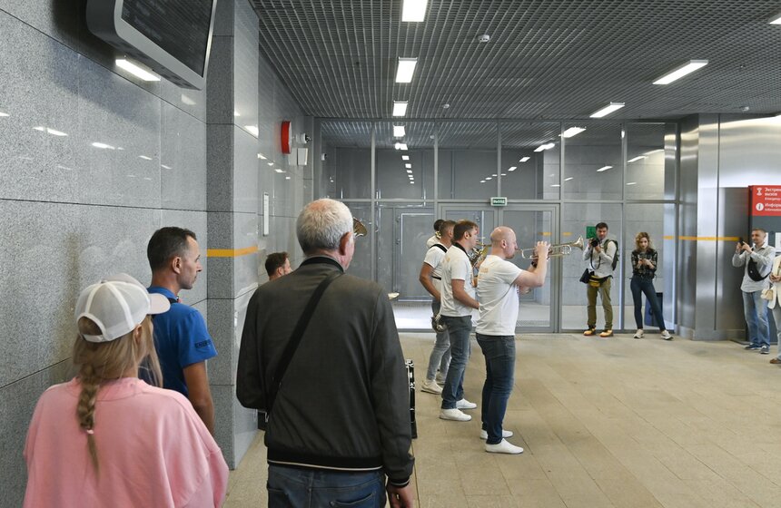 Новую площадку "Музыки в метро" открыли на станции Лихоборы МЦД-3 8 фото