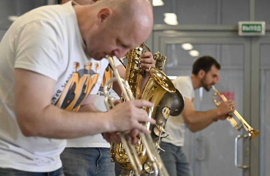 Новую площадку "Музыки в метро" открыли на станции Лихоборы МЦД-3 15 фото