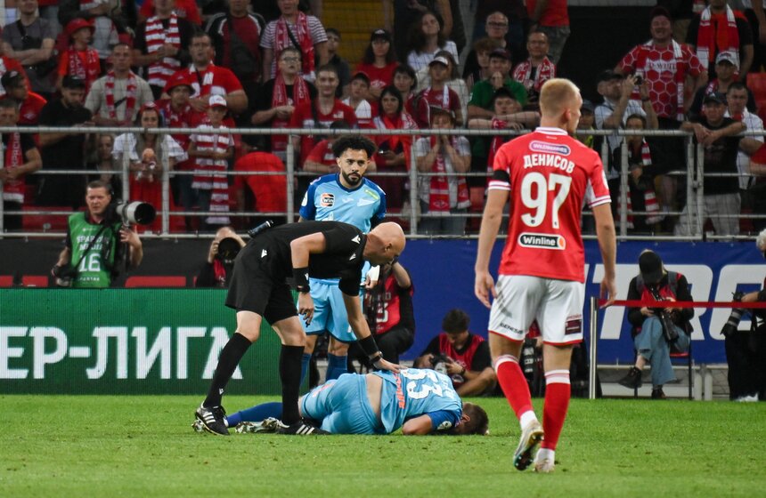 "Спартак" проиграл "Зениту" в пятом туре Российской Премьер-лиги 6 фото