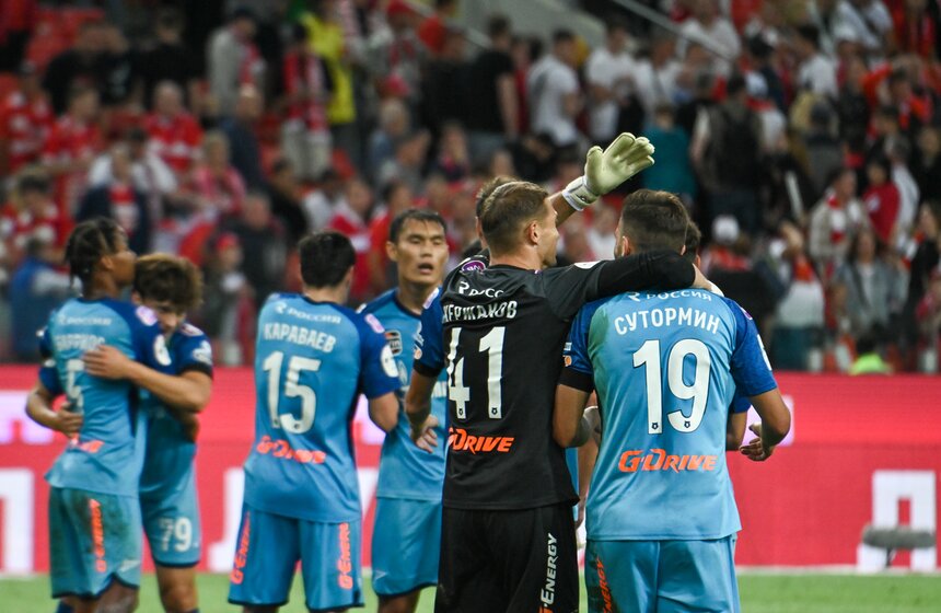 "Спартак" проиграл "Зениту" в пятом туре Российской Премьер-лиги 24 фото