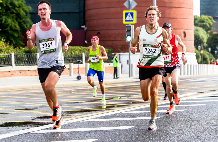 Полумарафон "Лужники" провели в городе 20 августа 10 фото