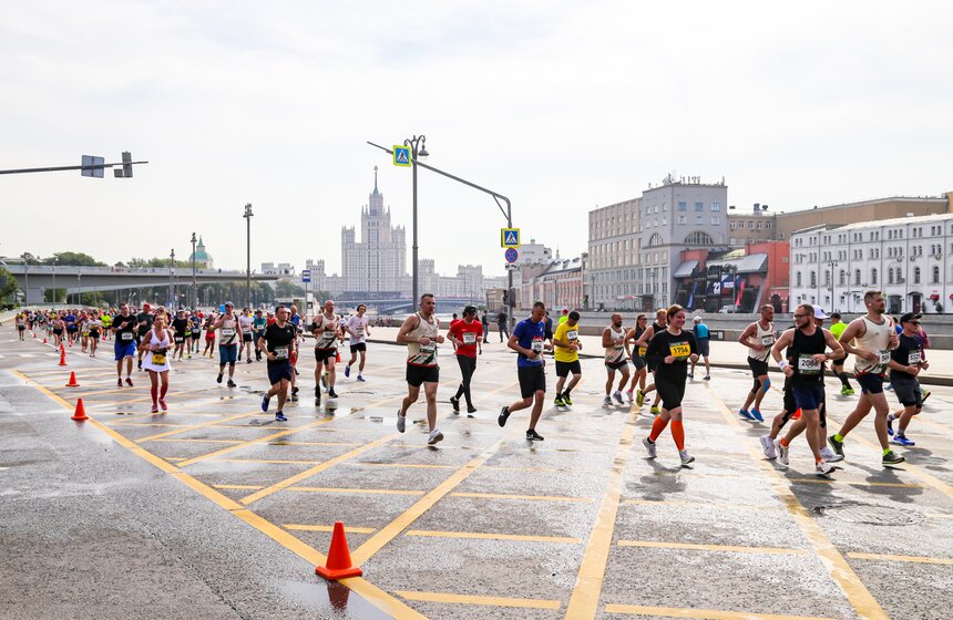 Полумарафон "Лужники" провели в городе 20 августа 14 фото