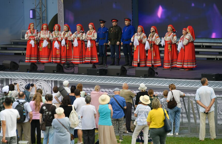 Фестиваль славянского искусства "Русское поле" завершился в заповеднике "Коломенское" 15 фото