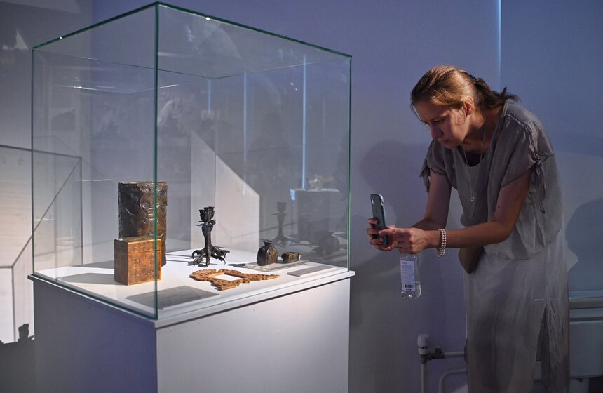 Выставка "Как найти грифона" открылась в Центре Гиляровского 18 августа 2 фото