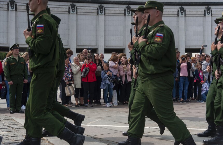 Присяга на Поклонной горе: 416 новобранцев вступили в Семеновский полк 29 фото