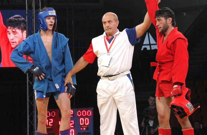 В Москве прошли соревнования по боевому самбо 14 фото