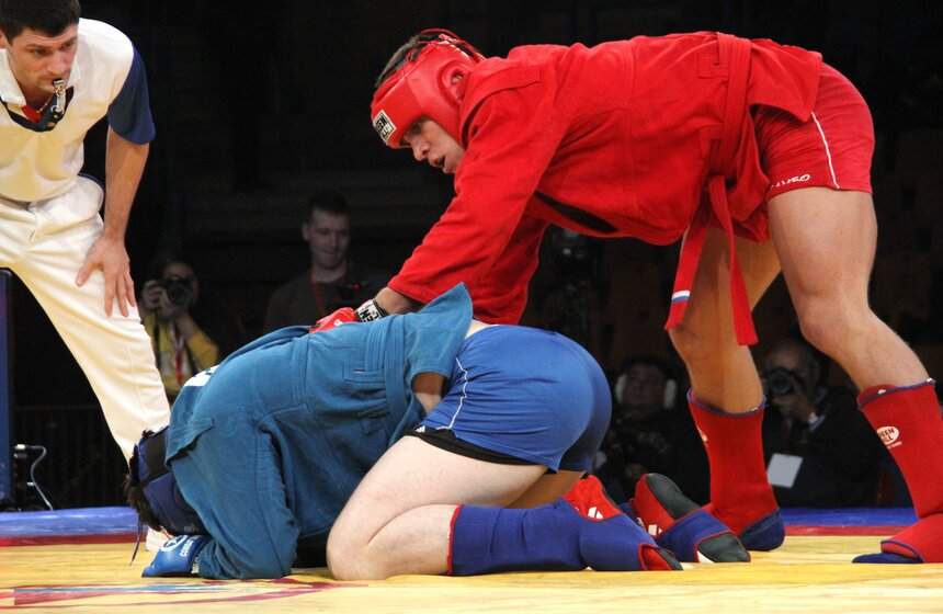 В Москве прошли соревнования по боевому самбо 11 фото