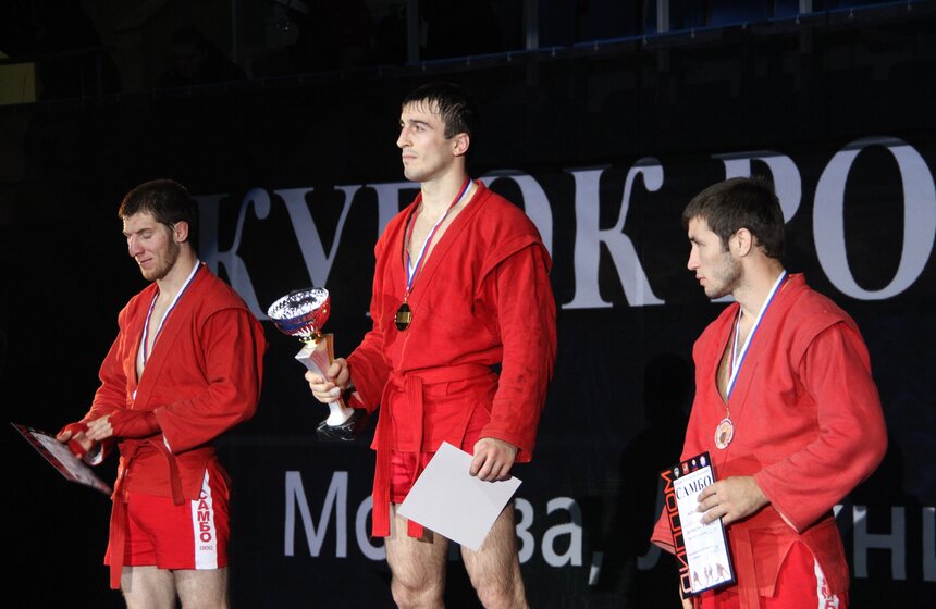 В Москве прошли соревнования по боевому самбо 16 фото