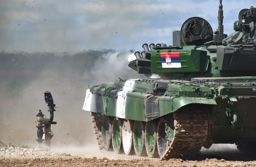 На полигоне Алабино прошла пристрелка участников "Танкового Биатлона" 6 фото