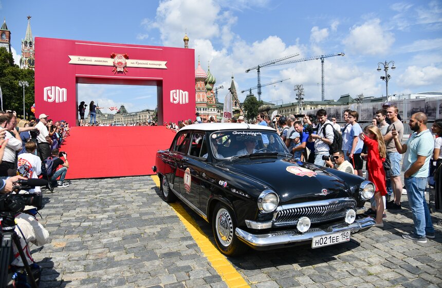 В Москве прошло ГУМ-Авторалли Gorkyclassic – 2019 15 фото