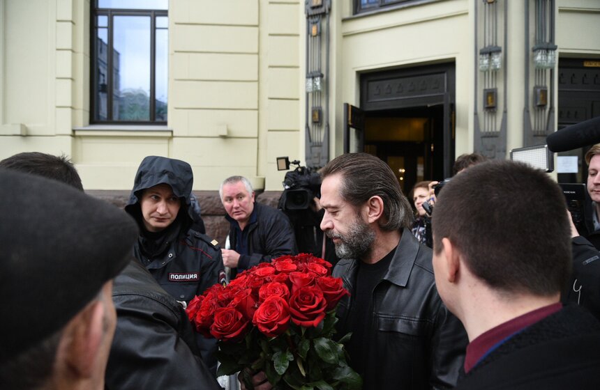 Простился с театральным мэтром и актер Владимир Машков