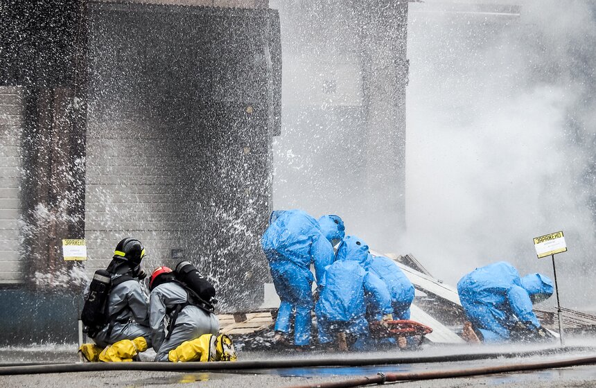 Учения по ликвидации условной ЧС прошли на северо-востоке столицы 10 фото