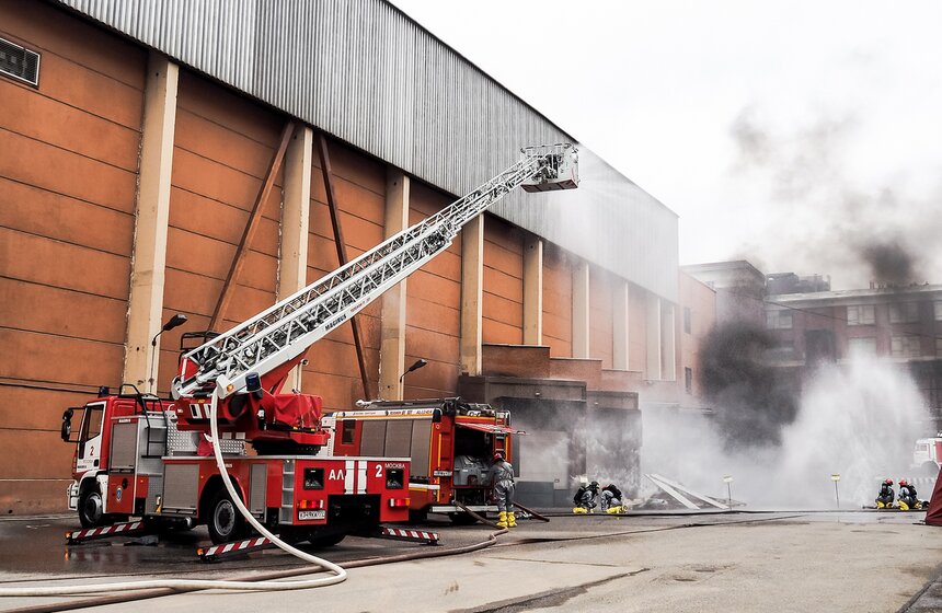 Учения по ликвидации условной ЧС прошли на северо-востоке столицы 4 фото