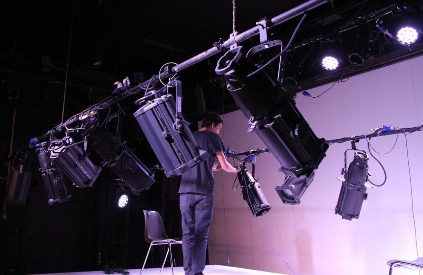 В Гоголь-Центре провели репетицию премьерного спектакля "Медея" 9 фото