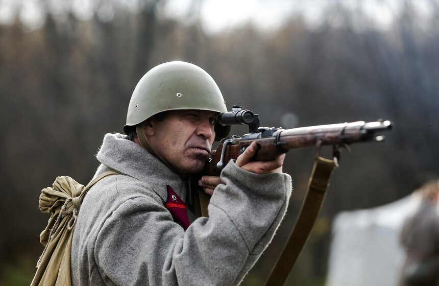Реконструкция битвы под Москвой состоялась в музее-заповеднике "Бородинское поле" 21 фото