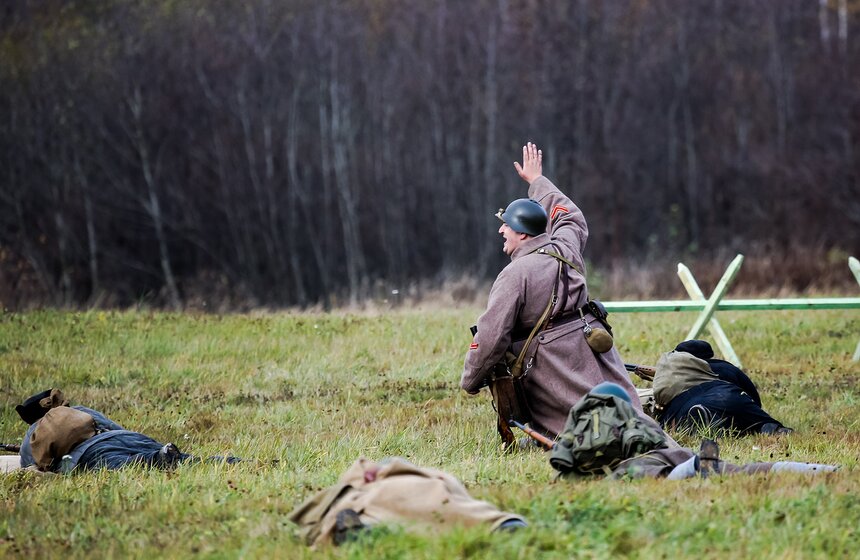 Реконструкция битвы под Москвой состоялась в музее-заповеднике "Бородинское поле" 9 фото